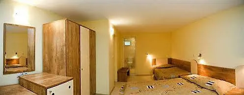 Ropotamo Holiday park 3*